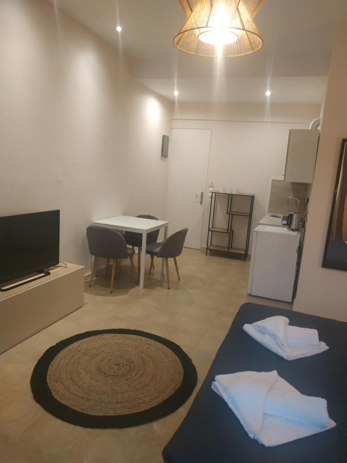 Elthimia'S Apartment Poros Town Eksteriør bilde