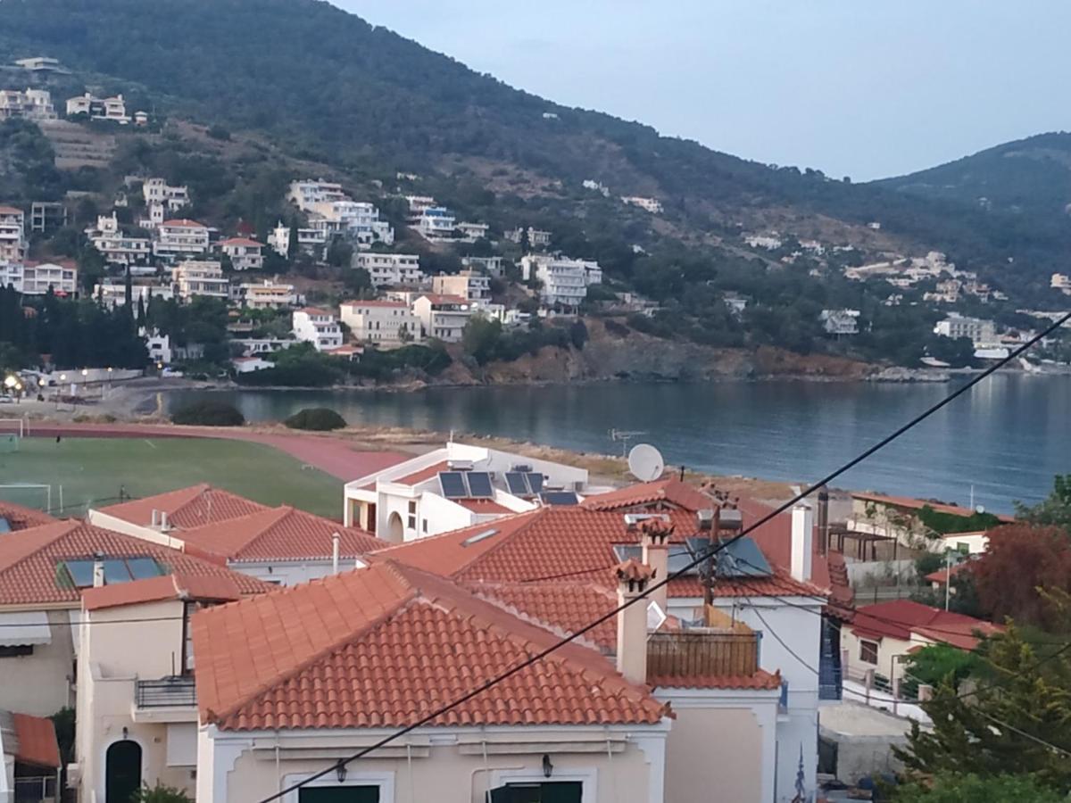 Elthimia'S Apartment Poros Town Eksteriør bilde