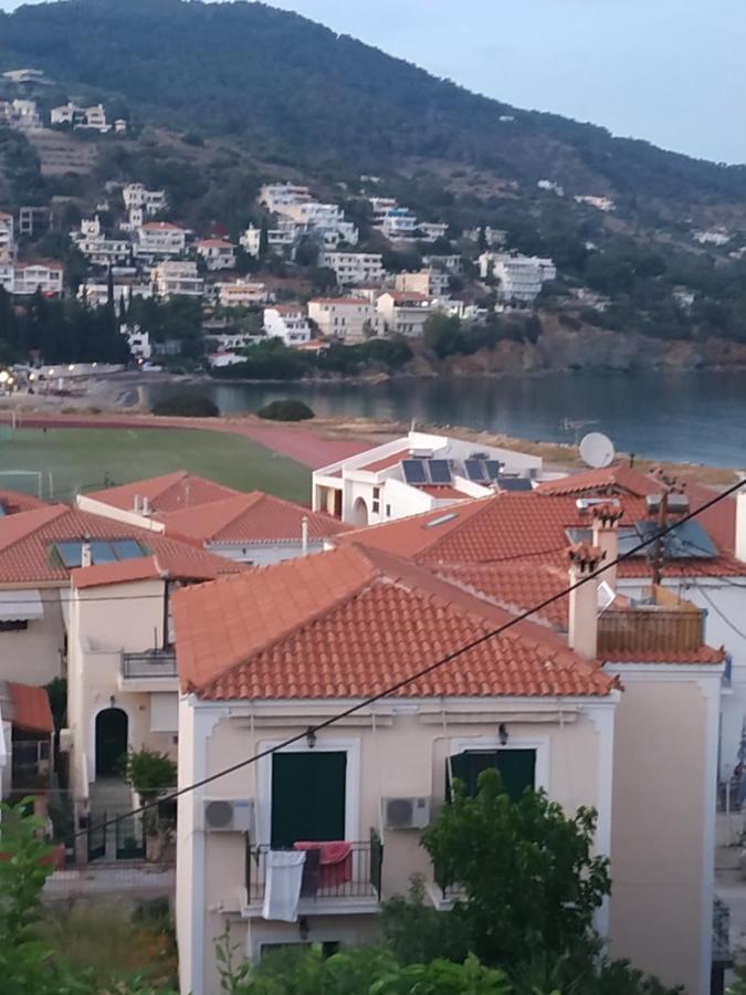 Elthimia'S Apartment Poros Town Eksteriør bilde