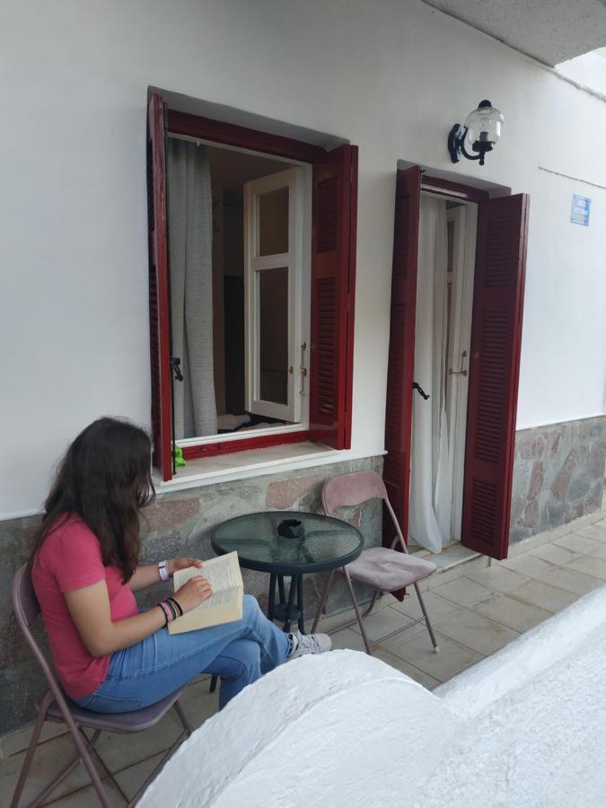 Elthimia'S Apartment Poros Town Eksteriør bilde